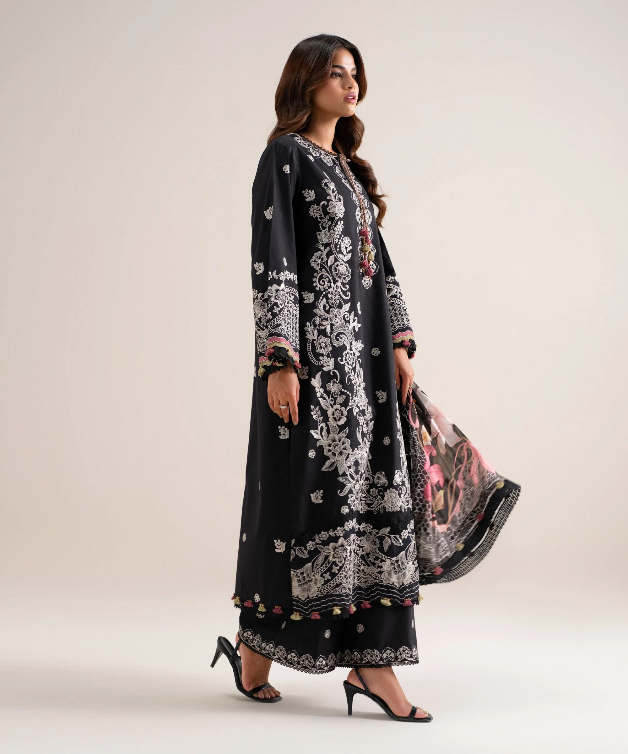 3 Piece - Embroidered Dobby Suit - 3PELXS26V823