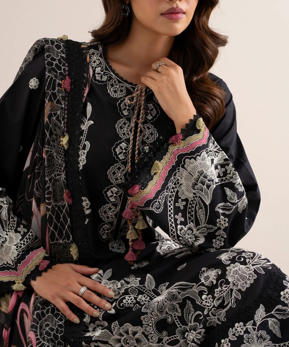 3 Piece - Embroidered Dobby Suit - 3PELXS26V823