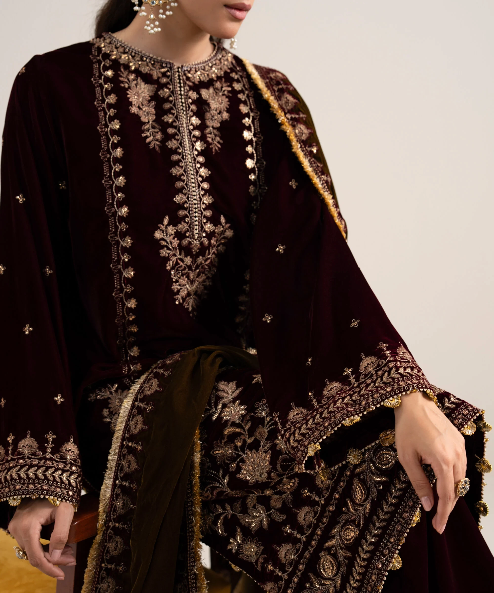 3 Piece - Embroidered Velvet Suit - 3PELXS26V815