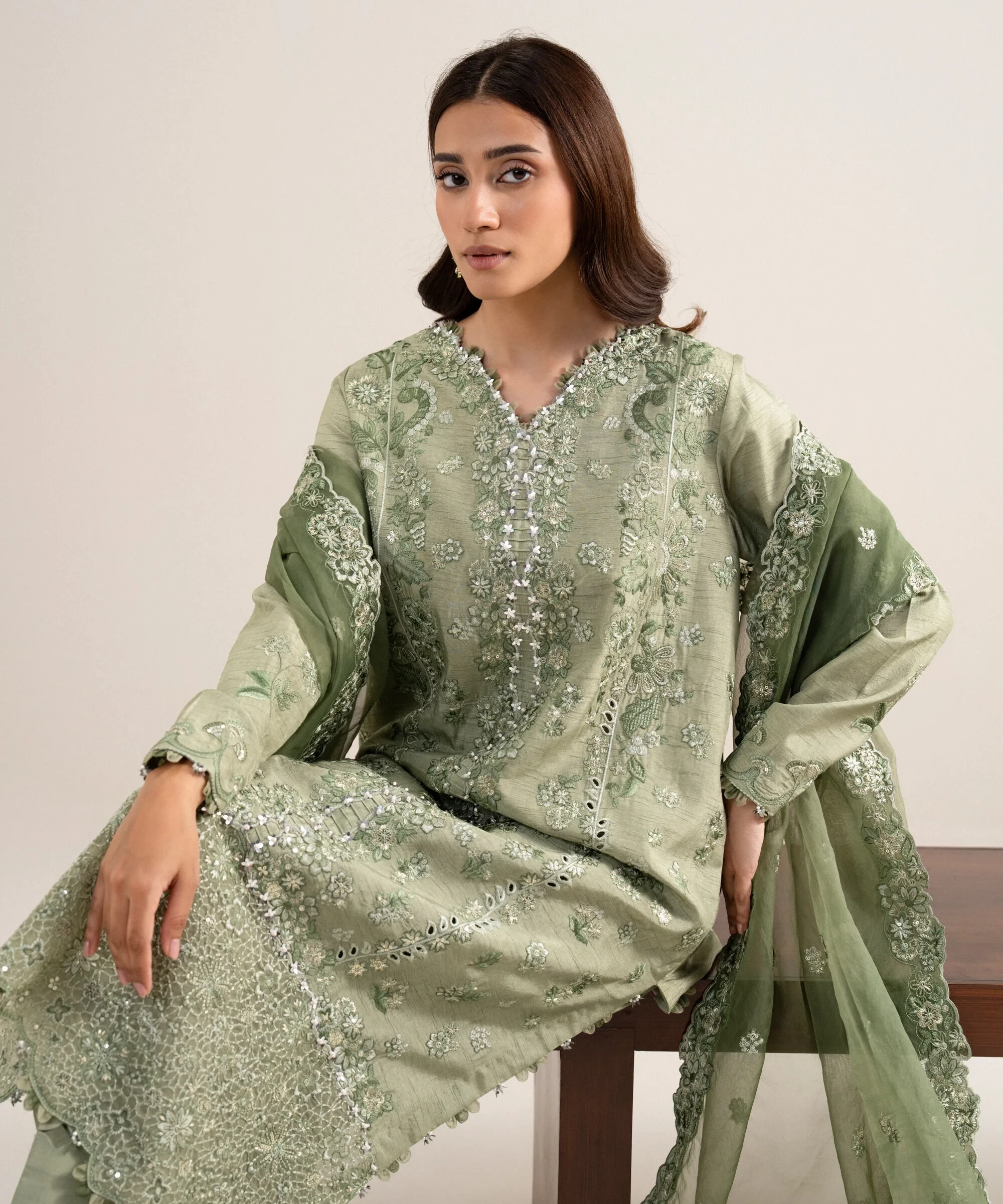 3 Piece - Embroidered Raw Silk Suit - 3PELXS26V846