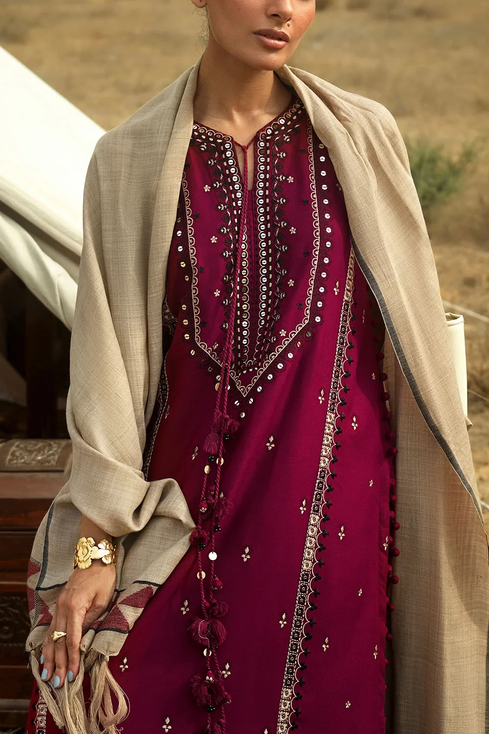 3 Piece Embroidered Pashmina Suit with Pashmina Jacquard Dupatta - W-FB-CW-26-48