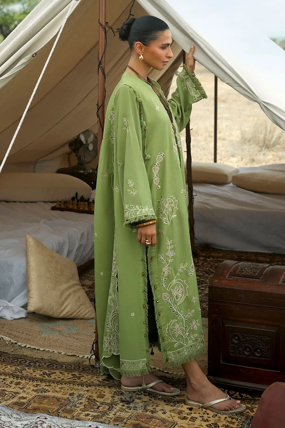 3 Piece Embroidered Karandi Suit with Embroidered Karandi Dupatta - W-FB-CW-26-4