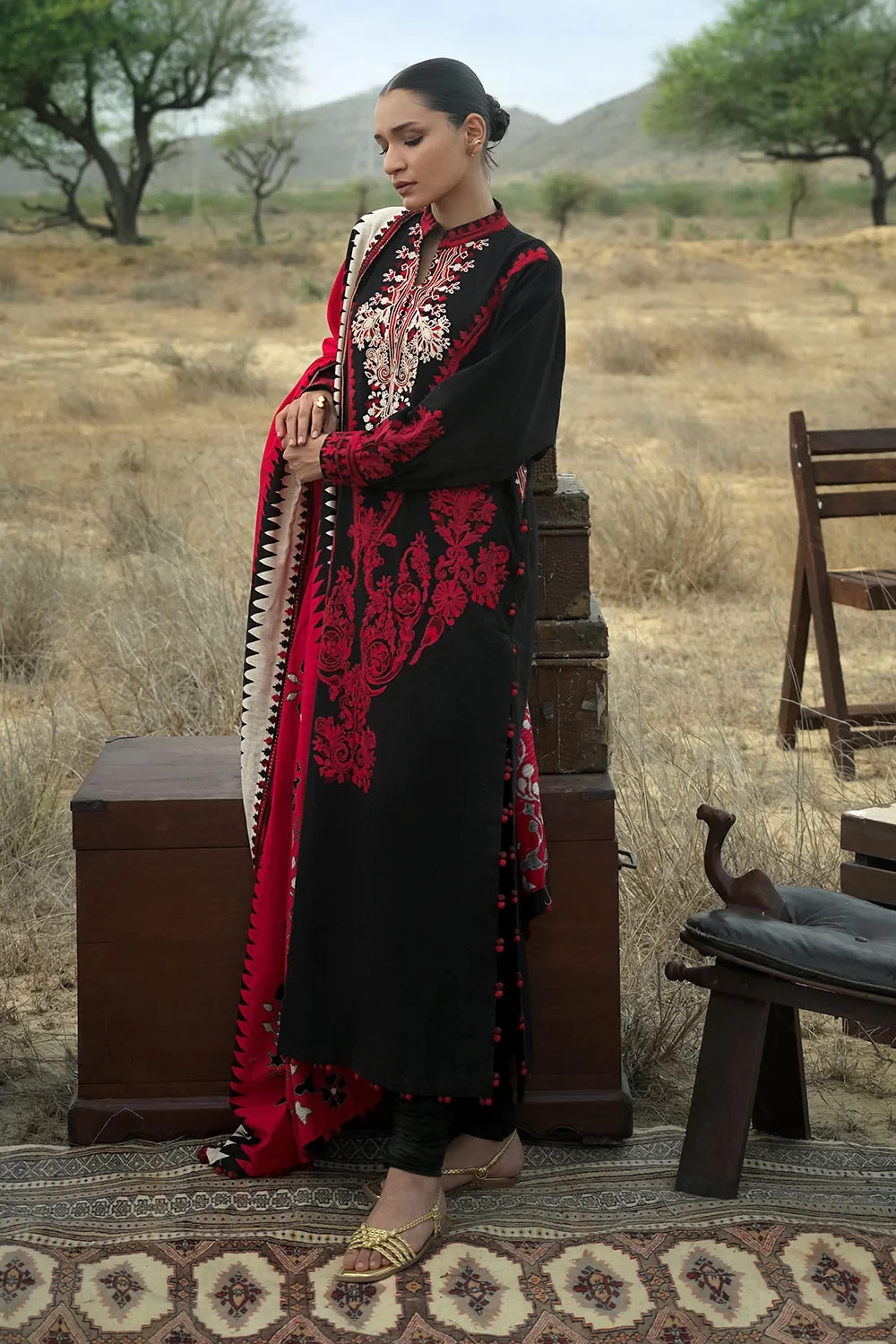 3 Piece Embroidered Khaddar Suit with Embroidered Printed Khaddar Dupatta - W-FB
