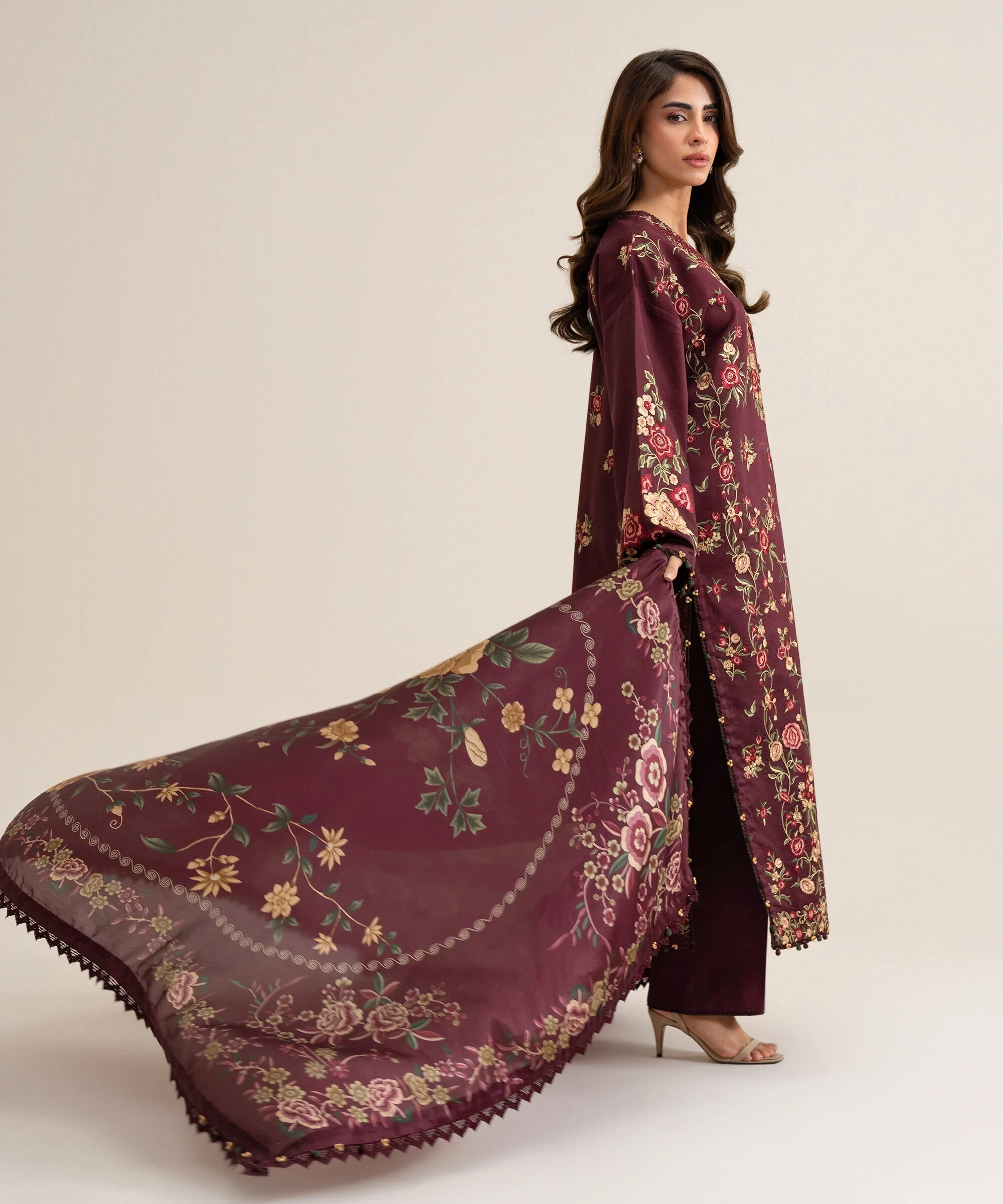 3 Piece - Embroidered Cotton Suit - U3PELXS26V99