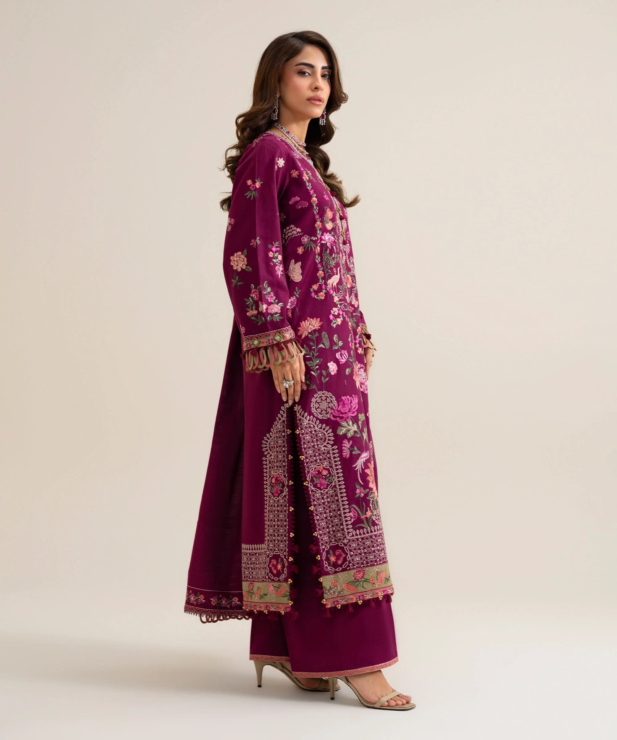 3 Piece - Embroidered Basic Khaddar Suit - U3PELX26V938