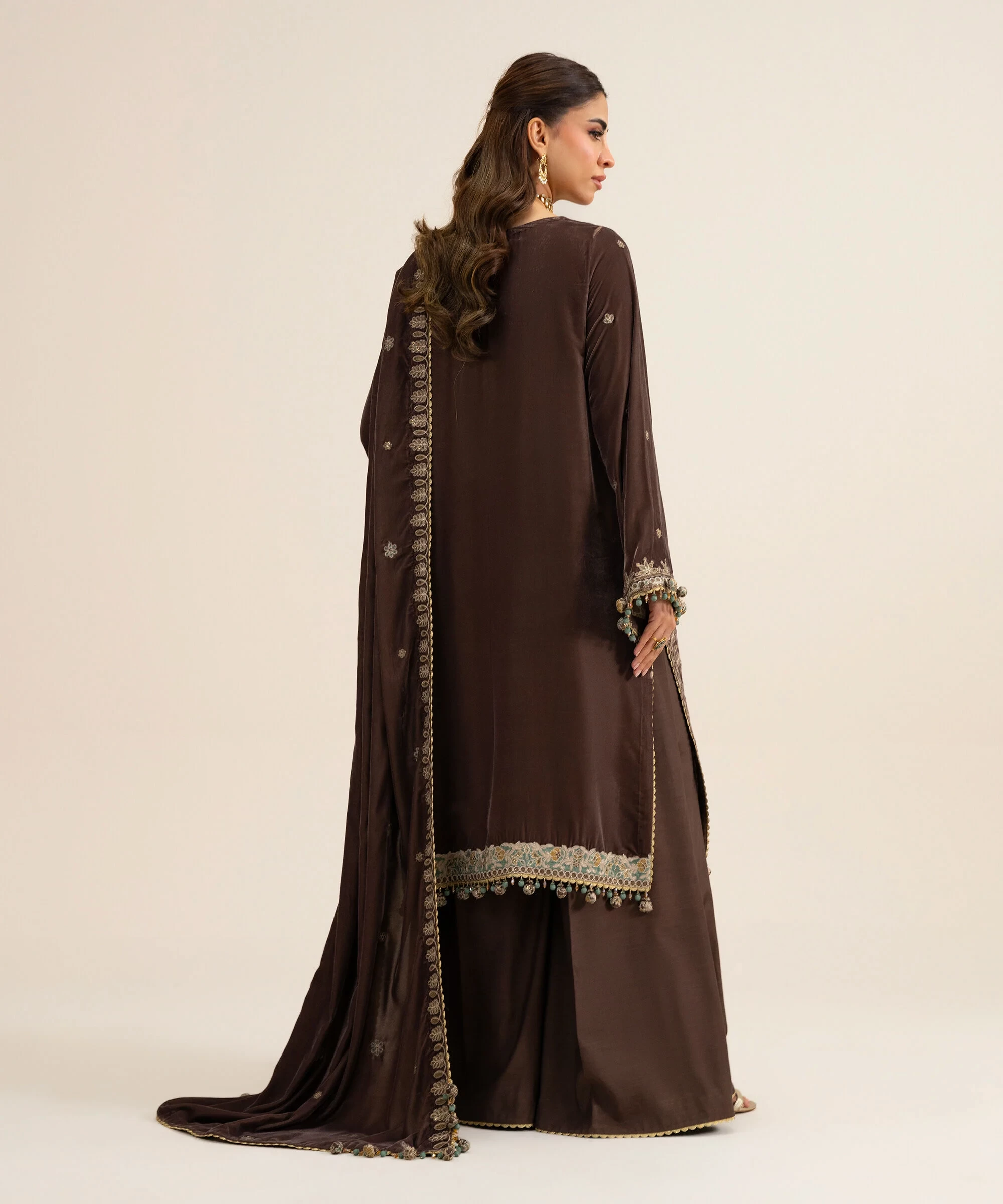 3 Piece - Embroidered Velvet Suit - U3PELX26V919