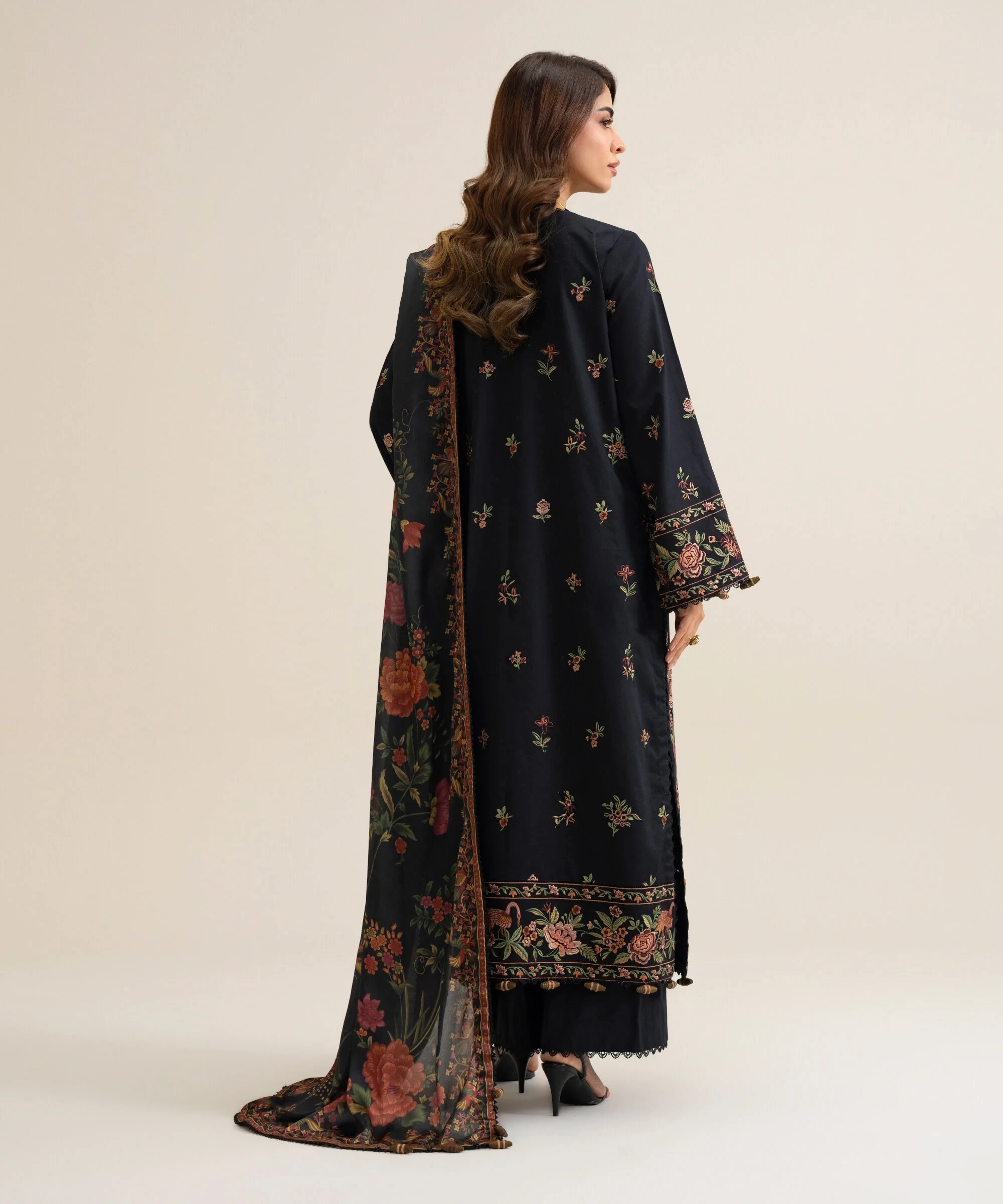 3 Piece - Embroidered Fine Cotton Satin Suit - U3PELX26V910