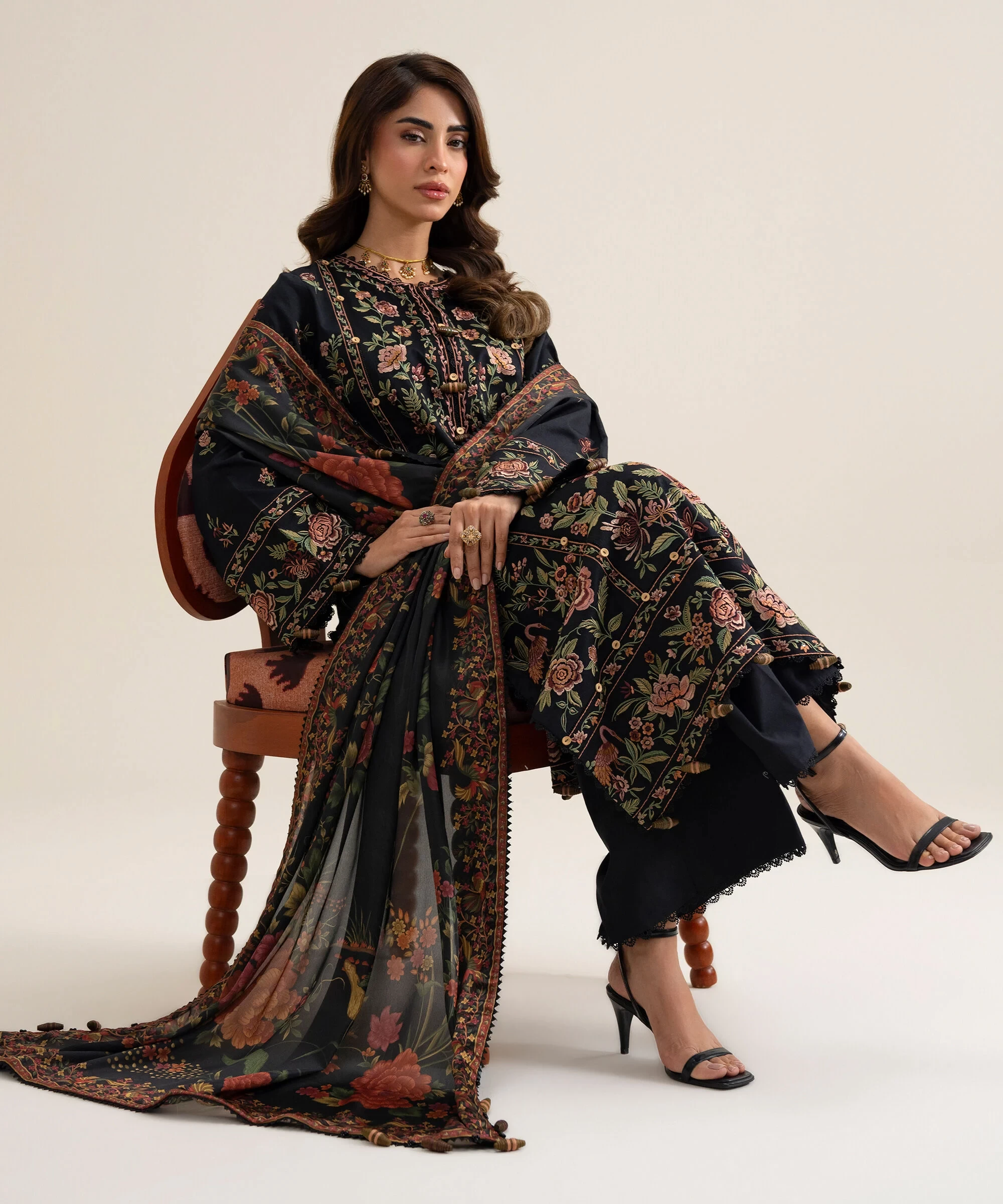 3 Piece - Embroidered Fine Cotton Satin Suit - U3PELX26V910