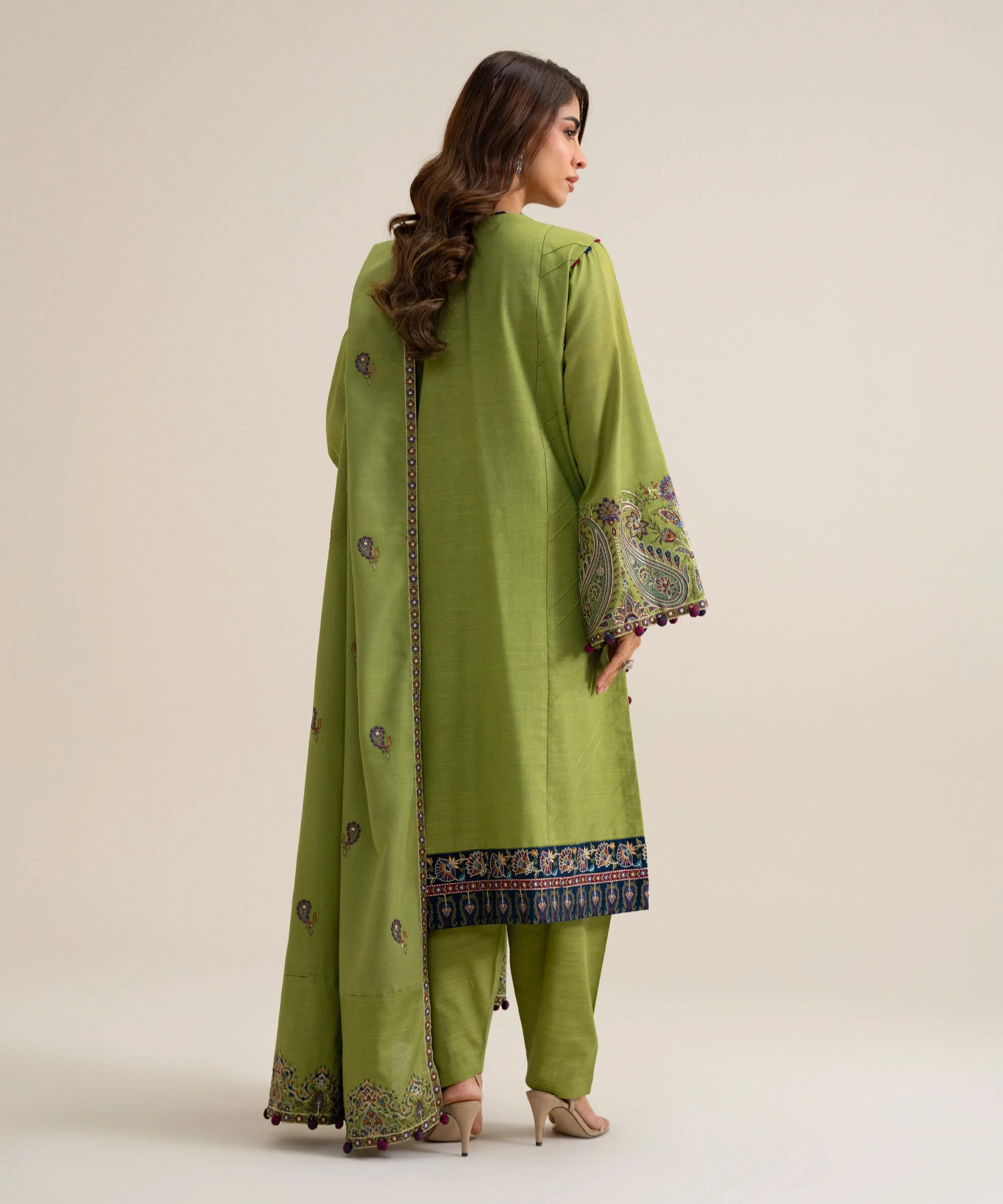 3 Piece - Embroidered Basic Khaddar Suit - U3PELX26V933