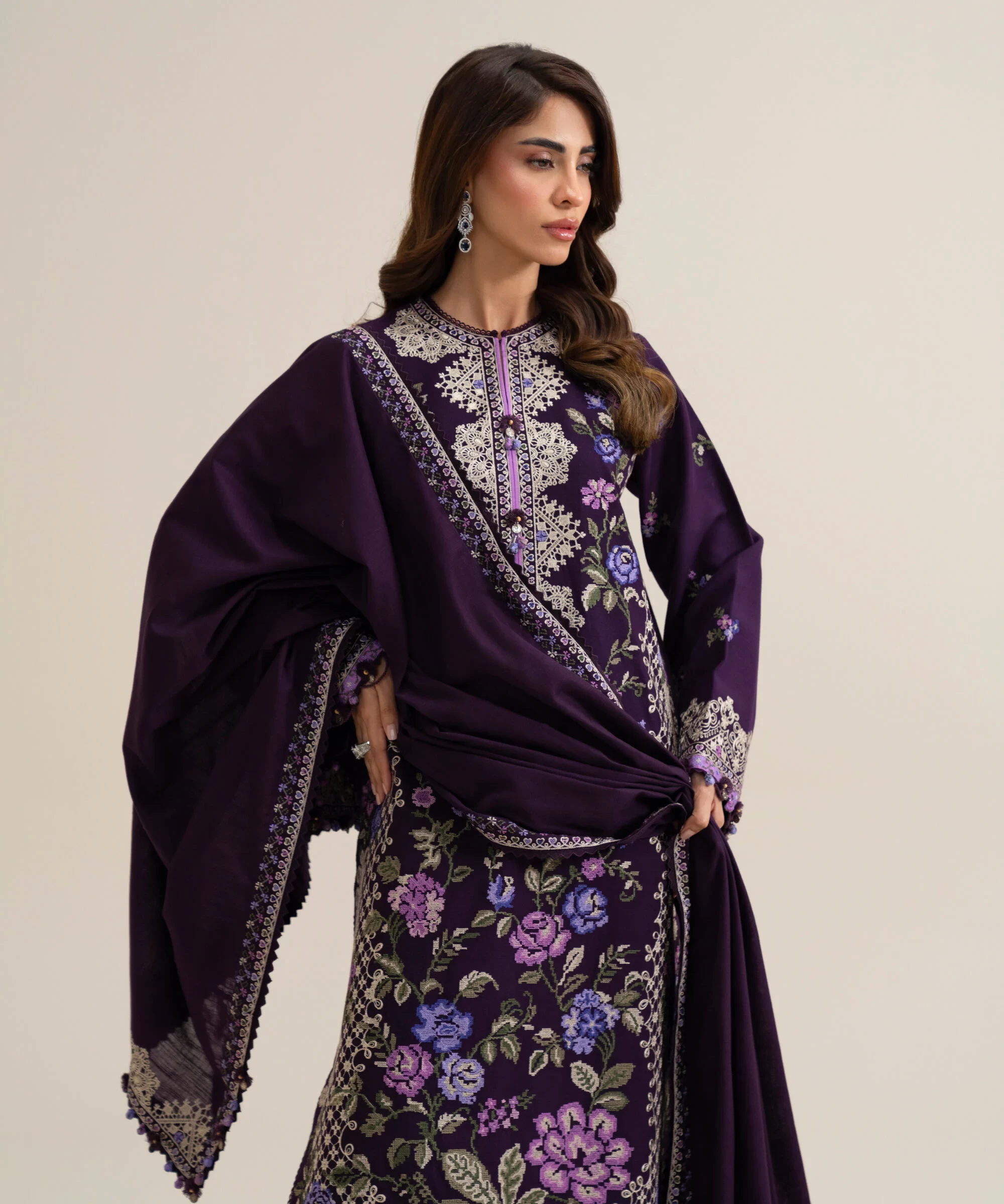 3 Piece - Embroidered Basic Khaddar Suit - U3PELX26V936