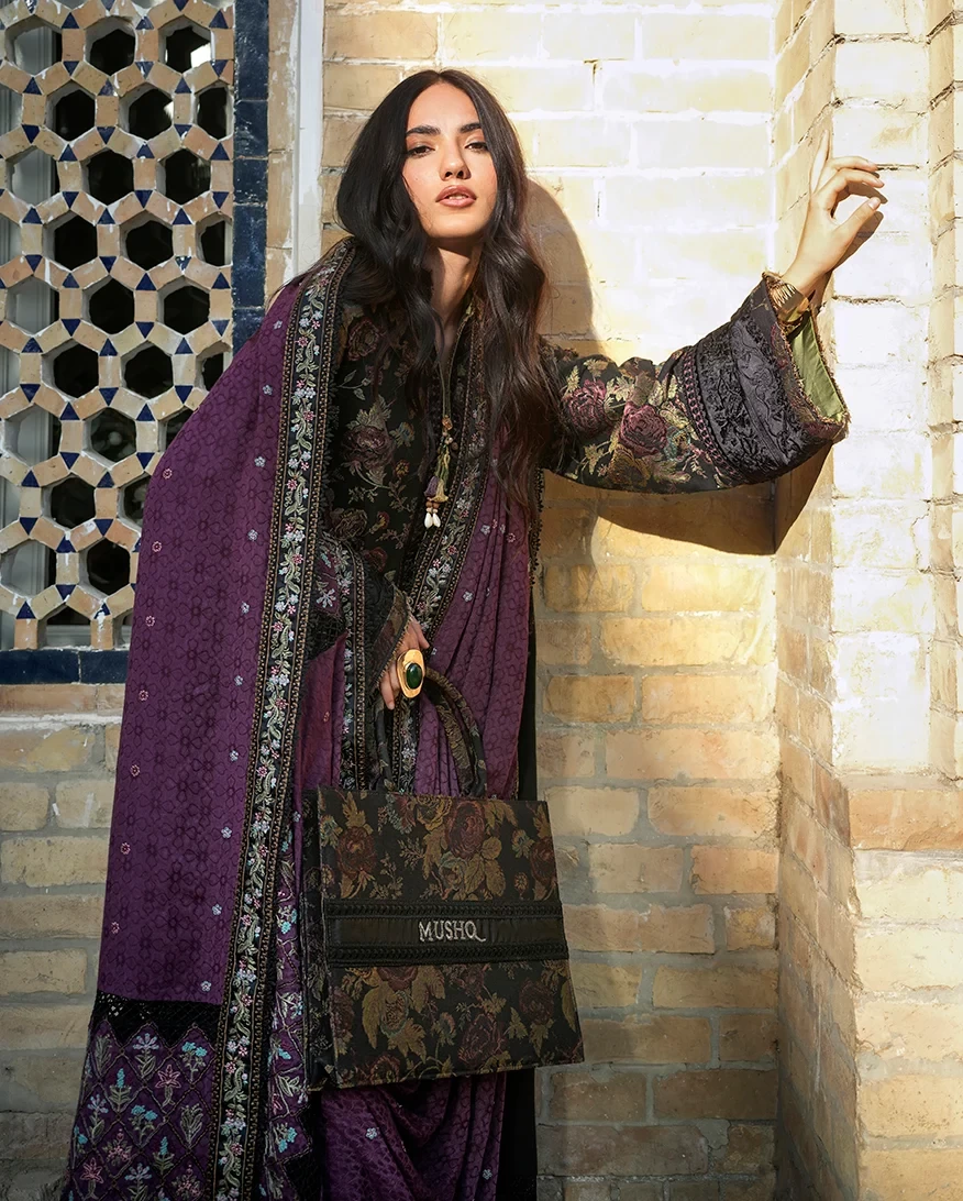 Registan Moon - MUNWI260102S