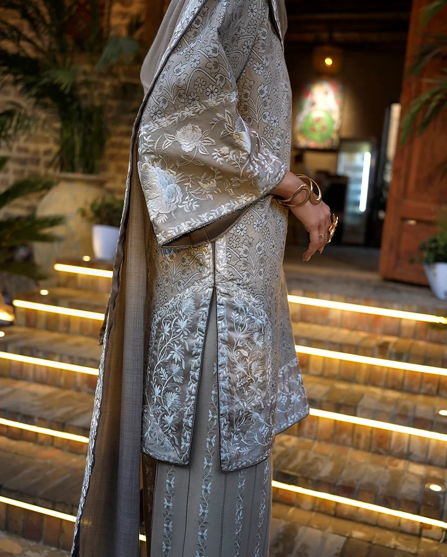 Eastern Empress - MUNWI260108U