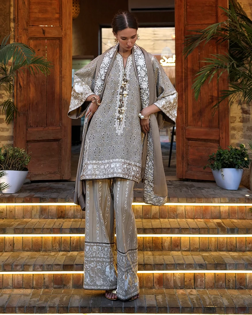 Eastern Empress - MUNWI260108U