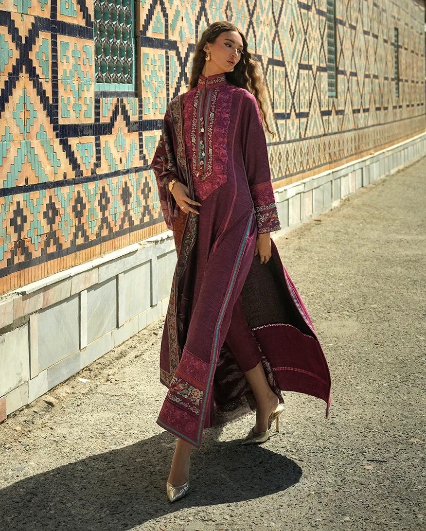 Mosaic Reverie - MUNWI260106U