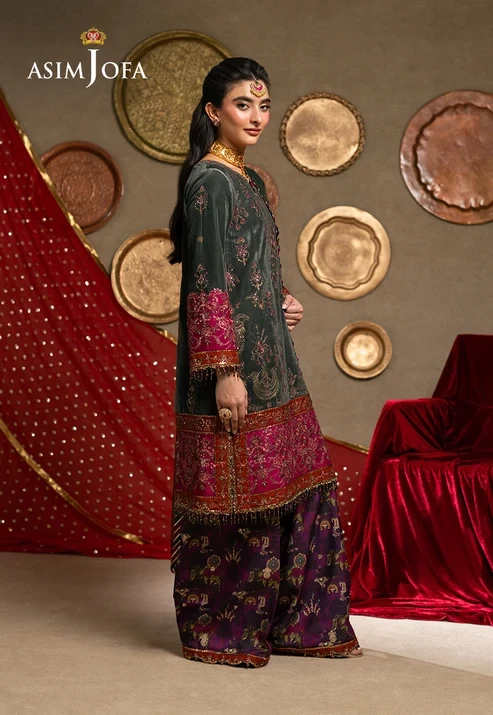 AJUMV-04 Embroidered Velvet 3 Pcs
