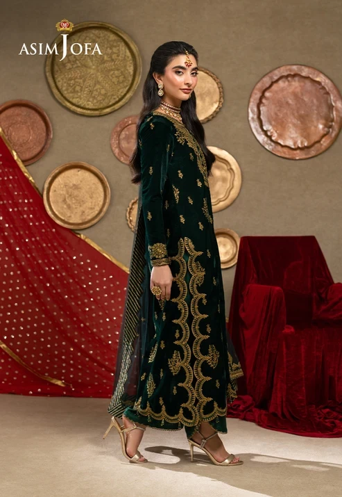 AJUMV-05 Embroidered Velvet 3 Pcs