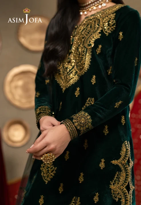 AJUMV-05 Embroidered Velvet 3 Pcs