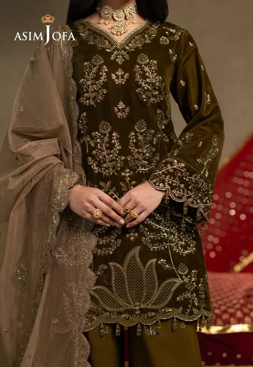 AJUMV-06 Embroidered Velvet 3 Pcs