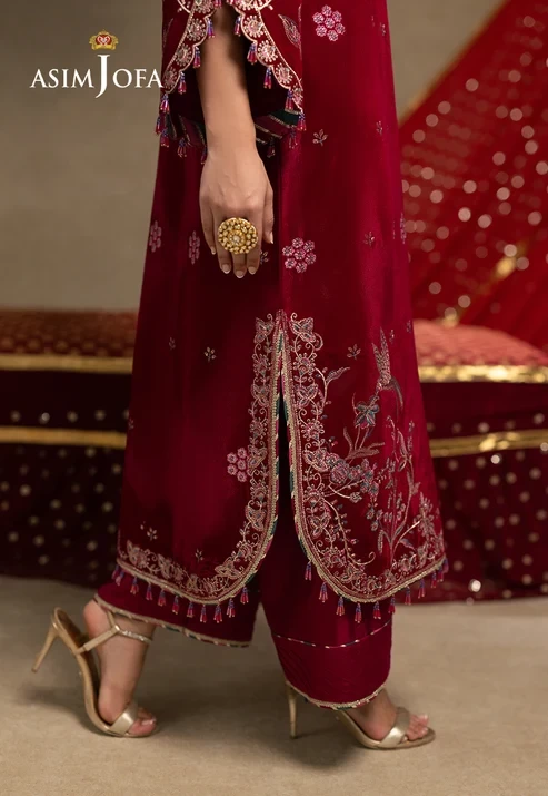 AJUMV-10 Embroidered Velvet 3 Pcs