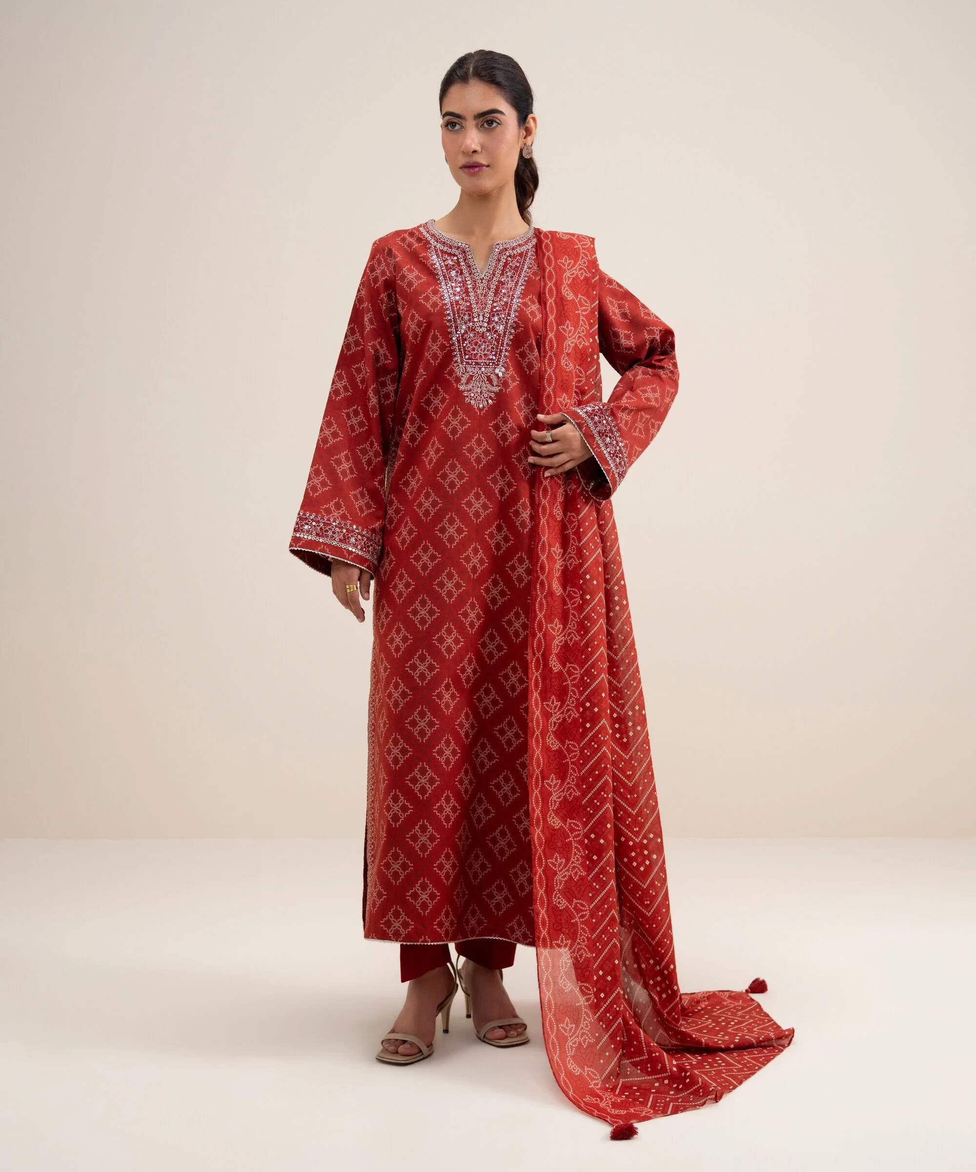 3 Piece - Embroidered Lawn Suit -  3PEDYS26V630