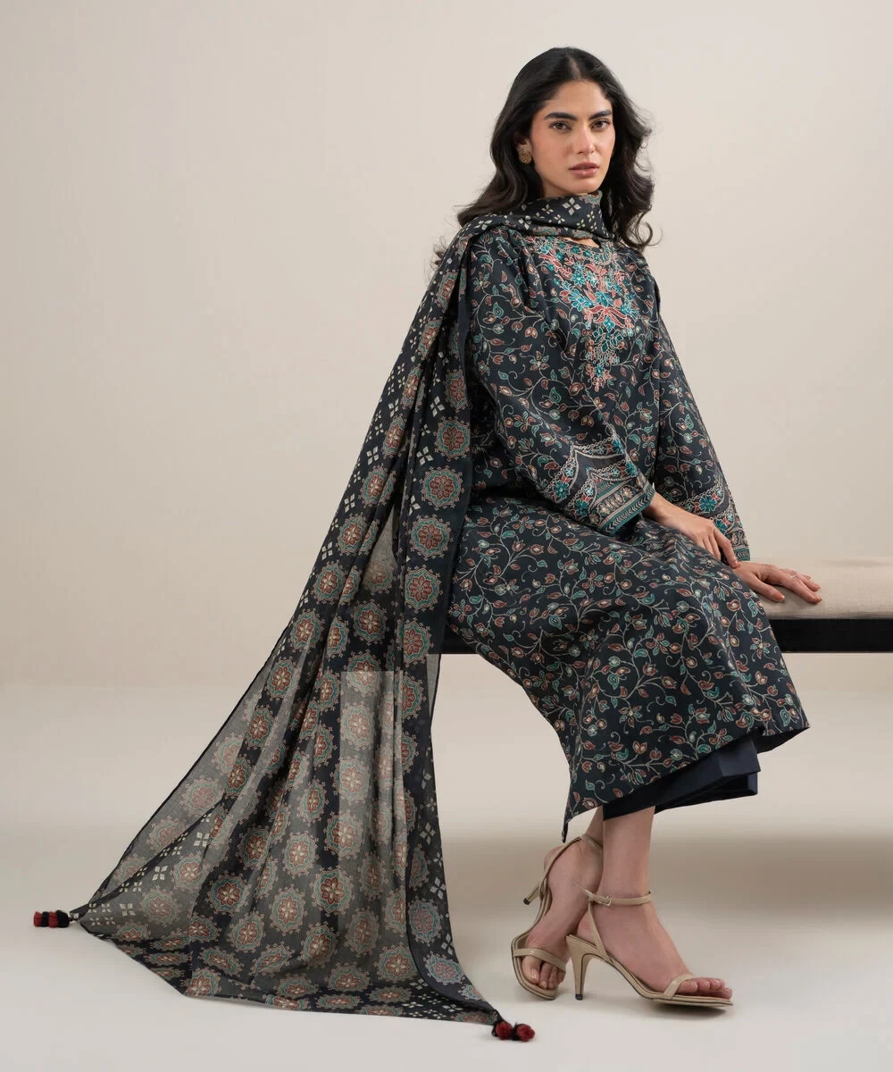 3 Piece - Embroidered Lawn Suit - 3PEDYS26V667