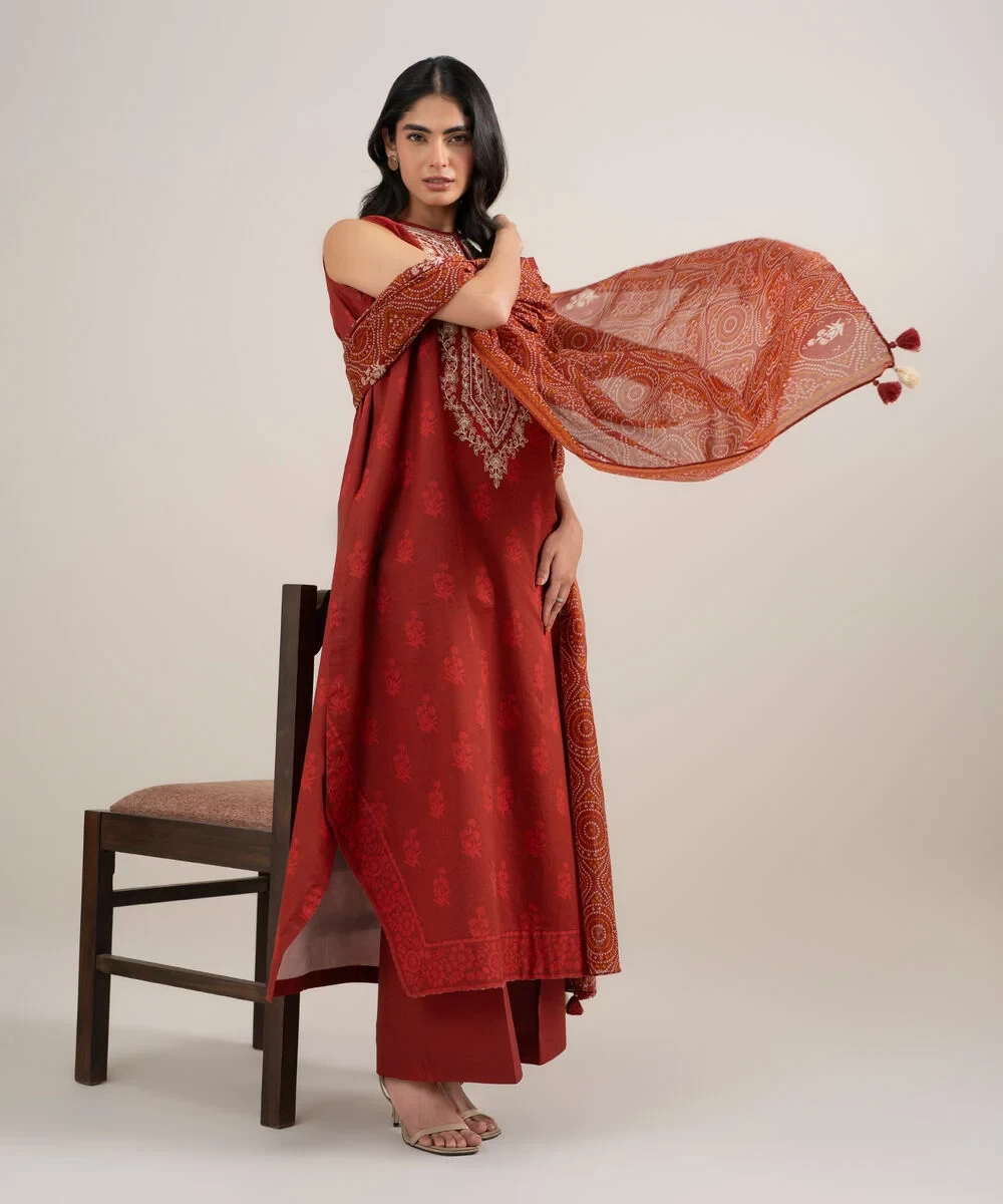 3 Piece - Embroidered Lawn Suit - U3PDDS26V633