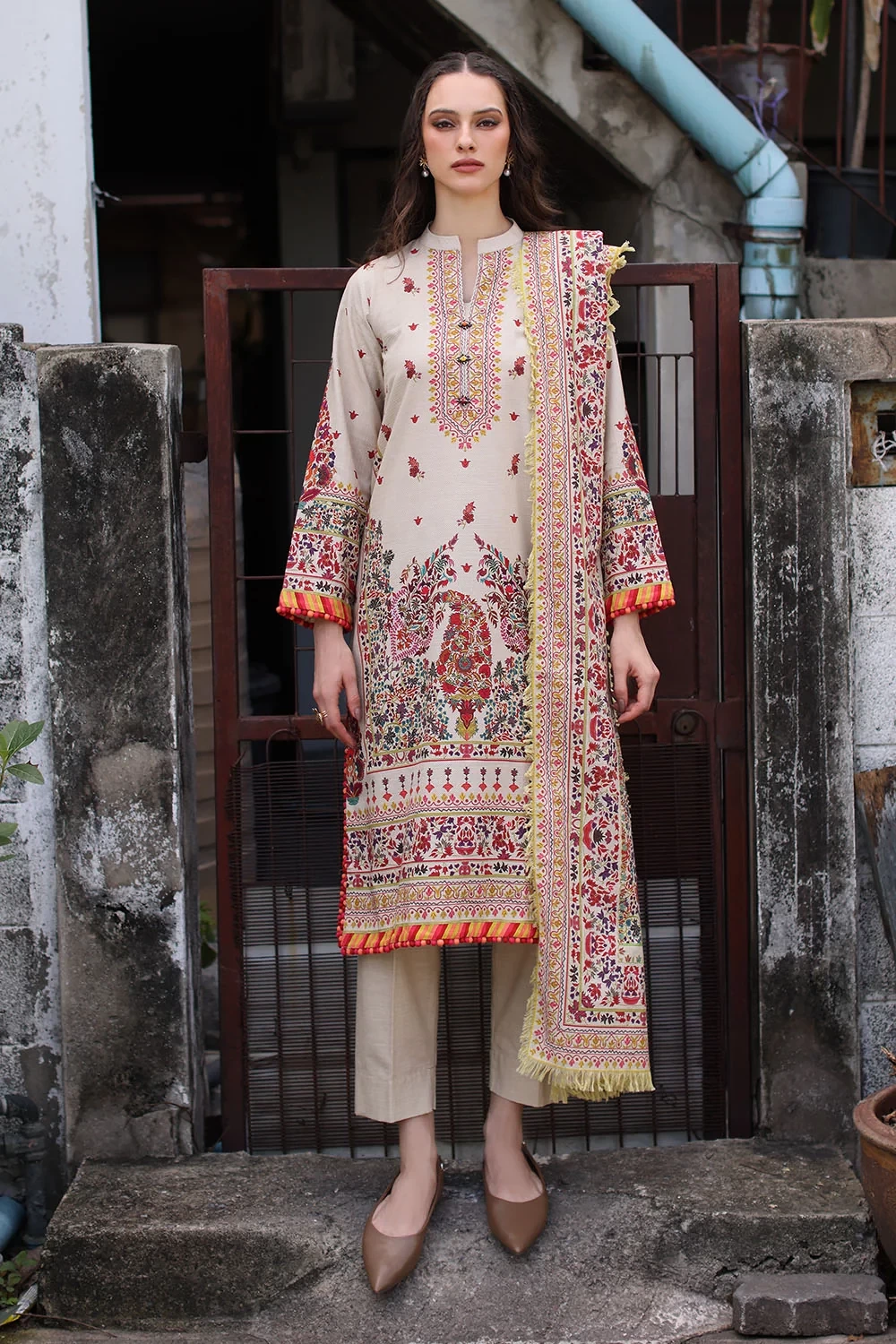 3 Piece Printed Khaddar Suit with Printed Khaddar Dupatta and Printed Trouser - 