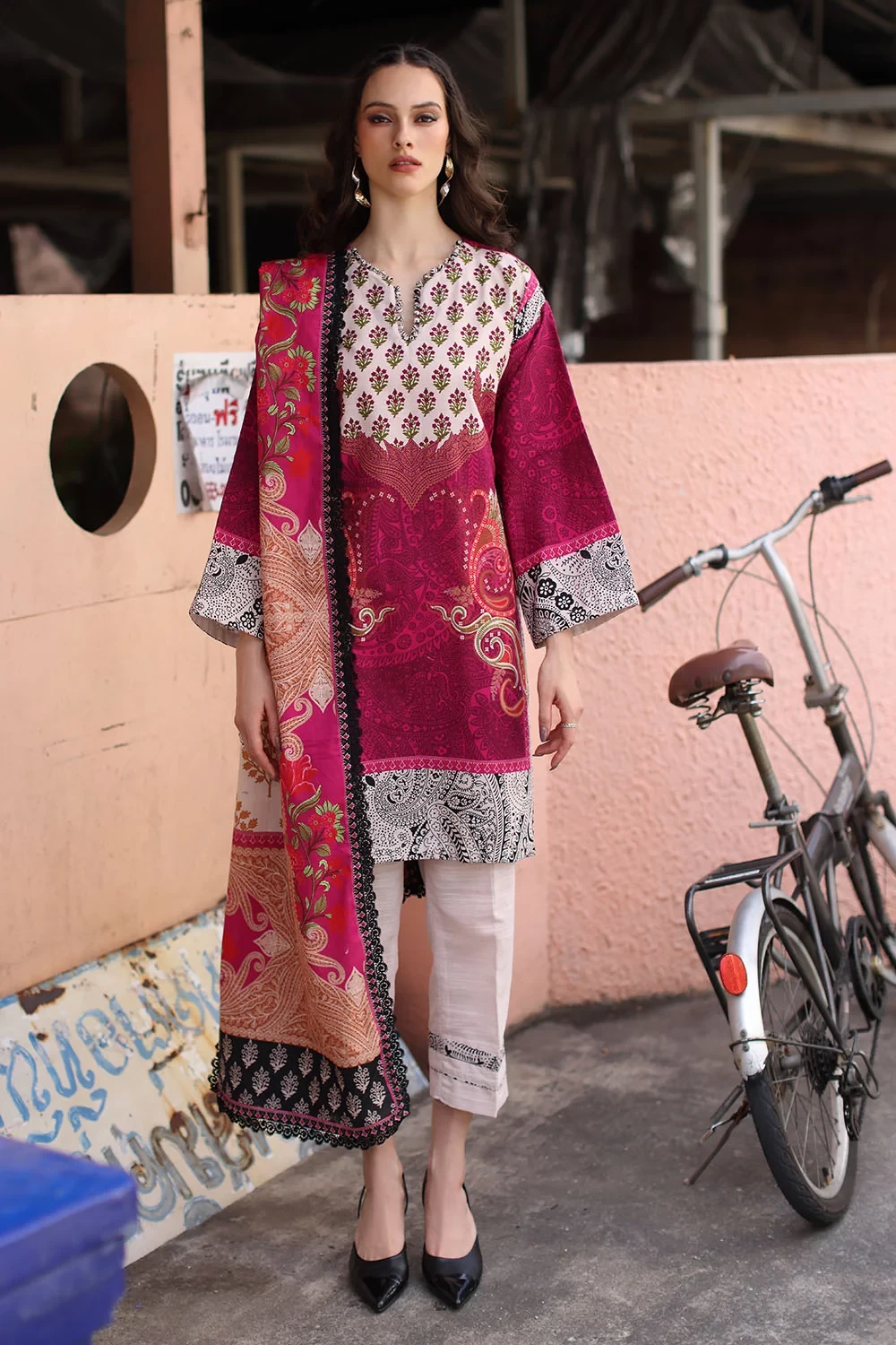 3 Piece Printed Khaddar Suit with Printed Khaddar Dupatta - W-FB-WIN-26-485731