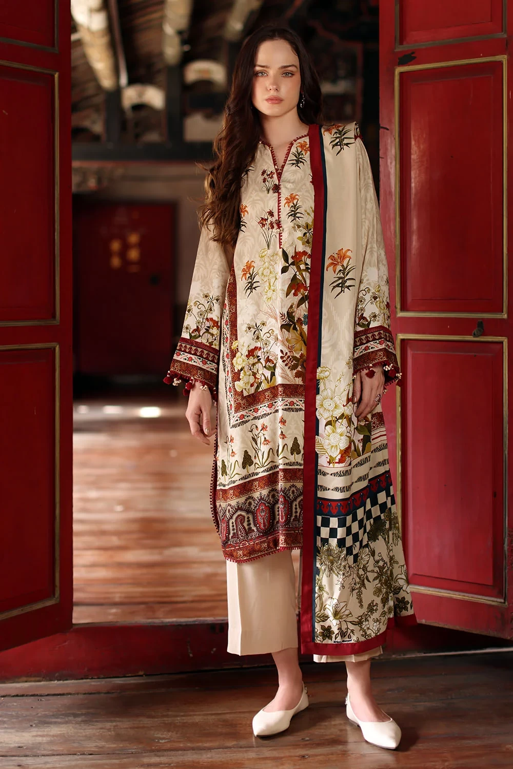 3 Piece Printed Linen Suit with Printed Linen Dupatta - W-FB-WIN-26-485751