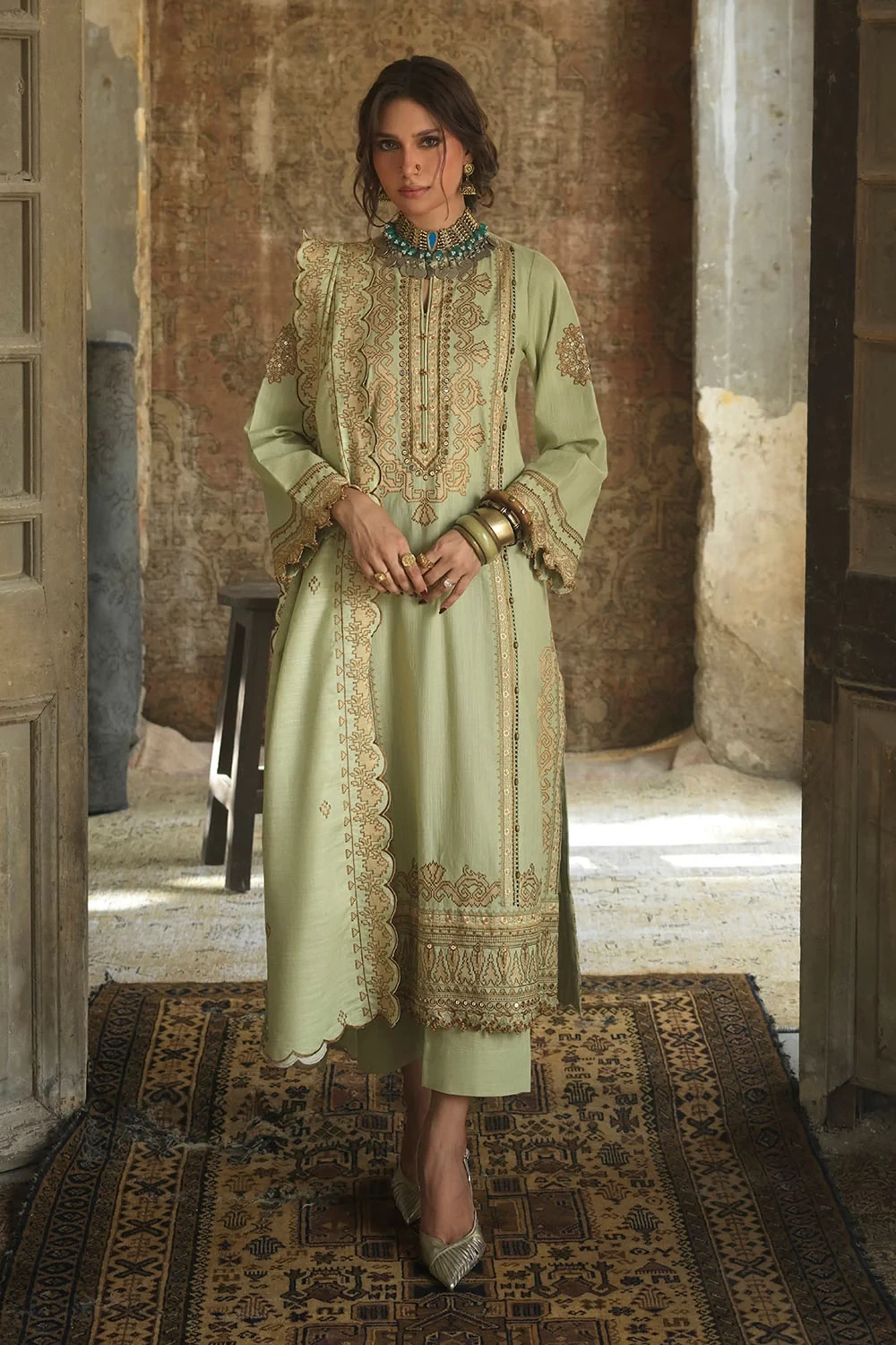 3 Piece Embroidered Khaddar Suit with Embroidered Khaddar Dupatta - W-FB-CW-26-4
