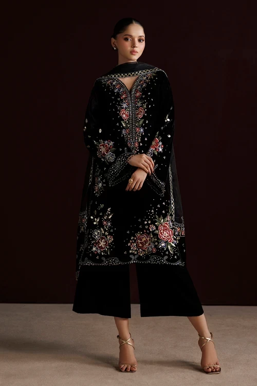 EMBROIDERED VELVET UF-4552